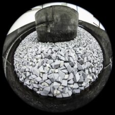 Rösler Trovalisieranlage zum Gleitschleifen mit Keramik oder Kunststoff | W-3D GmbH & Co. KG (Foto: Herbert Heim)